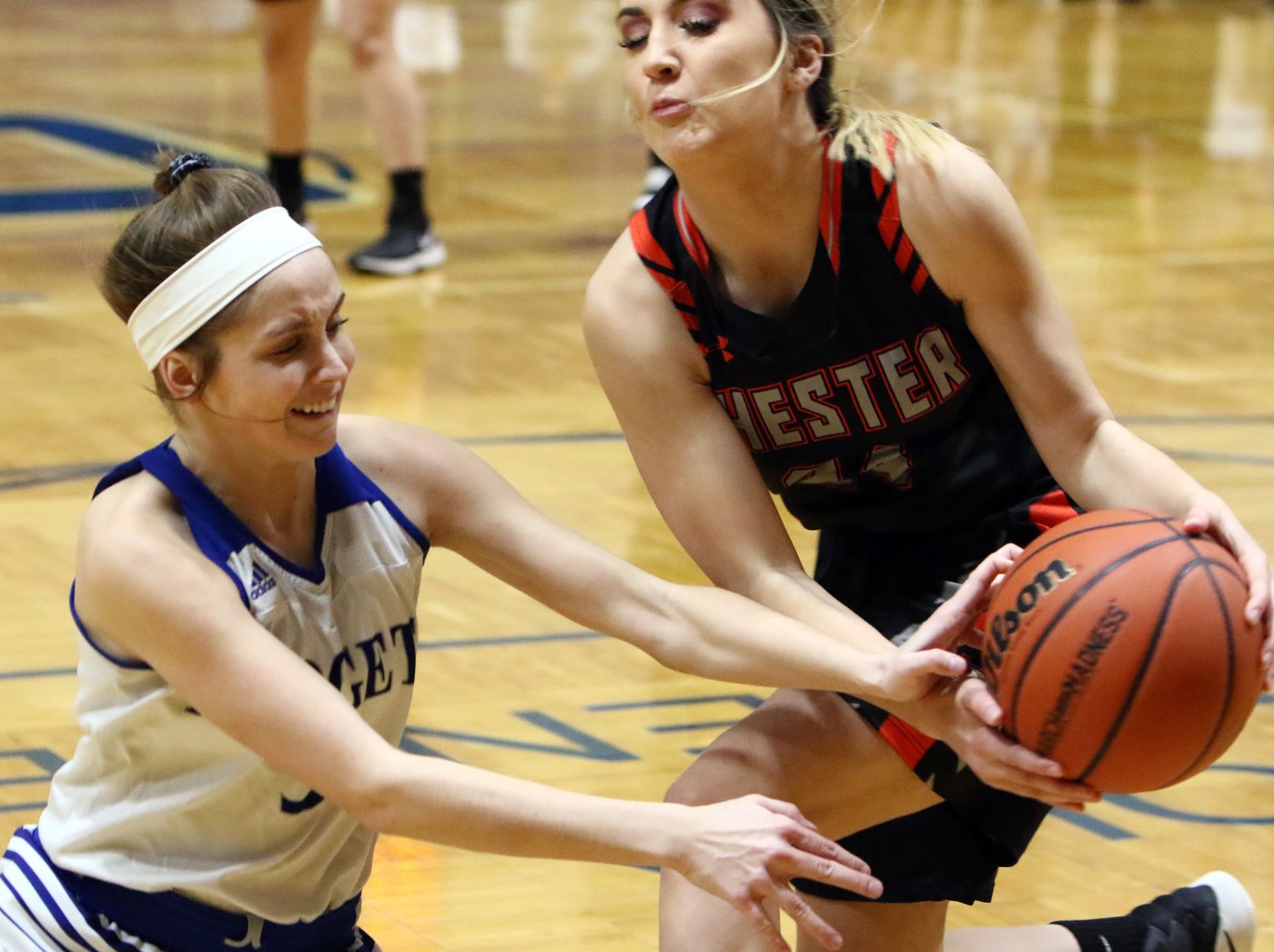 Freeburg 36, Chester 29